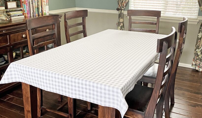 Different Types of Tablecloths